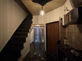 Rukmani Dormitory Zostel, hotel in Mathura