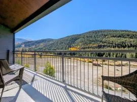 Montezuma 1766 by SummitCove Lodging