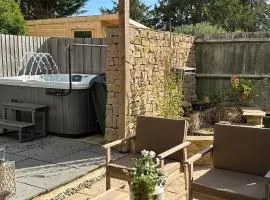 Entire Cotswolds barn retreat
