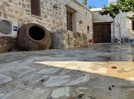 Warm stone apartment with 1 bedroom
