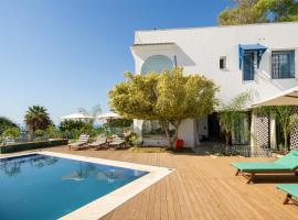 Dar Elyssa, hotel con estacionamiento en Sidi Bou Sa&iuml;d
