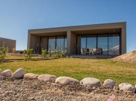 NOI Lodge Entre Viñedos, lodge in La Consulta