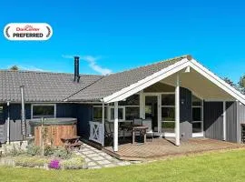 6 person holiday home in Nakskov-By Traum