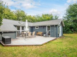 6 person holiday home in Glesborg-By Traum, hotel a Glesborg