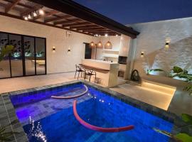 Cantu Casa Pé na areia com piscina a 15 min de São Miguel do Gostoso, hotel v destinaci Touros
