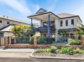 Two-Story Lakeview Retreat at Dunsborough Lakes