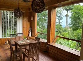 Lovely 1-bedroom wooden cabin in Fruit garden