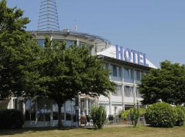 Hotel Schwanau garni، فندق بالقرب من مطار بلاك فوريست لار - LHA، 