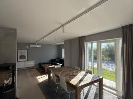 Downtown 2-bedroom apartment