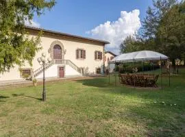 Villa in Mugello Hills with Private Pool