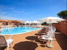 Apartments with shared pool, Vignola Mare Aglientu