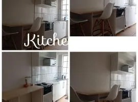 Yakhe self-catering Cozy styled 1 bedroomed