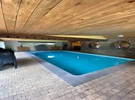 Spacious Waimes Villa