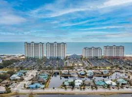 Avalon 201 - Large Beachfront unit w/ Beautiful Ocean View!