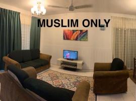 Kak's House Musl!m Only, golf hotel in Ipoh