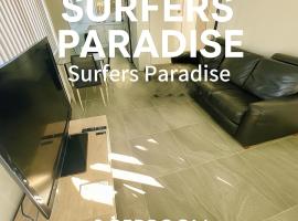 Sunrise Apt 1 - Spacious 2BR - Ground Floor Retreat, ξενοδοχείο που δέχεται κατοικίδια στη Χρυσή Ακτή