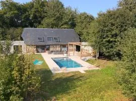 La villa Saint Léger - 12 personnes Jardin et piscine chauffee