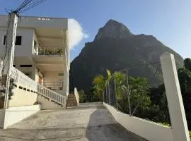You 4 Ric Piton Suites