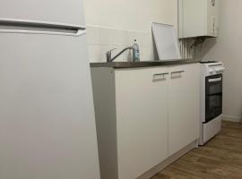 Chambre Double, hotel en Chessy
