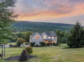 Malkita Terra -Earthly Elegance