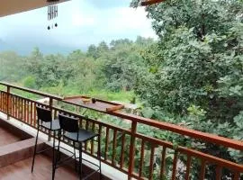 Hillview Escape - Cozy 1bhk apartment