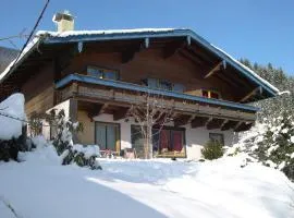 Chalet in Neukirchen near Ski Wildkogel