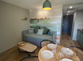 La dolce vita, climatisé , parking, piscine、バラリュック・レ・バンのホテル