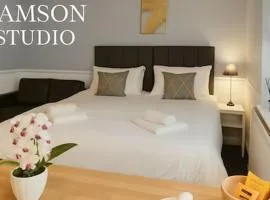 Comfy Studio in Canal Country