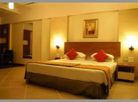Hotel - P & S Recidency - Near Shree Kashi Vishwanath Temple - Comfortble Rooms With Good Space - A Top Rated Hotel In Varanasi