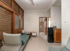 Cozy 2 bedrooms house in Jepara, apartmán v destinaci Mantaak