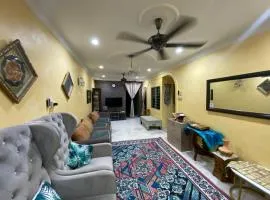 Anwar Kluang Homestay