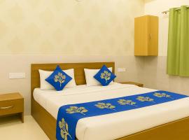 Hotel Near Prem mandir -The Elite RK Residency -Best Selling Boutique Property, hotel in Vrindāvan