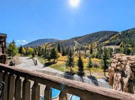 Hidden River Lodge 5965 by SummitCove Lodging