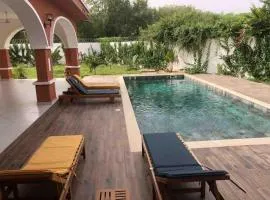 L'Eclipse Air-Conditioned Villa with Pool