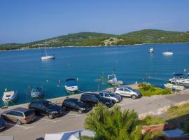 Hotel Plava Laguna, hotel v destinaci Tisno