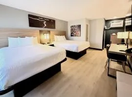 Thunderbird Lodge