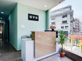 Hotel O The Pride Inn Basistha Road, hotel en Khānāpāra