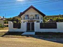Casa Iura