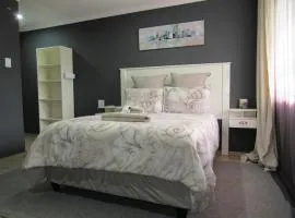 Motse River Lodge R37 Road