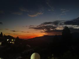 Drishya Stay with a view, hotel i Mangpu