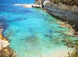 Marsascala 2nd-Floor Seaview elegant Apartment 3Bedroom 2bathroom FREE Breakfast & all tv movies