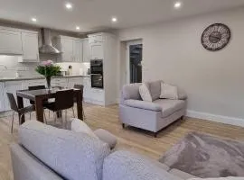 Cosy, modern house in Leap Village