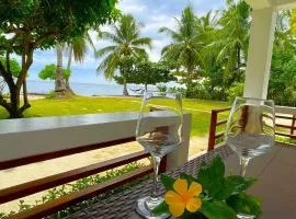 Bonak homestay peaceful Beachfront Escape with Kitchen and AC