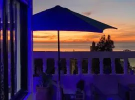 Black Pearl surf yoga and skate house