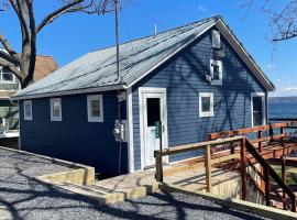 Year-round Cozy Cottage Charm on Cayuga Lake, ξενοδοχείο σε Romulus