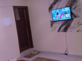 chez laye, hotel in Keur Massar
