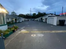 Tacoma Center Motel