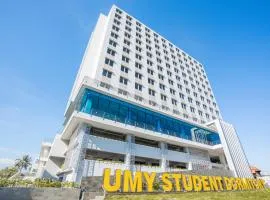University Hotel UMY