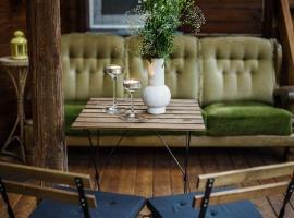 Namelis prie Magnolijos، فندق رومانسي في دروسكينينكاي