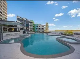 Prime Position – Dream Holiday Unit in Caloundra!!